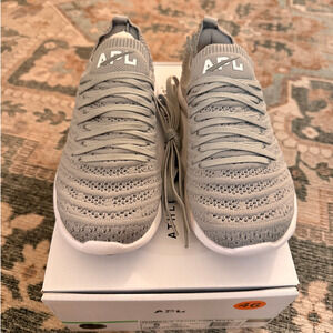 APL TechLoom Wave Sneakers Youth 3.5 Women 5 Cement White Running Shoe Gray NIB